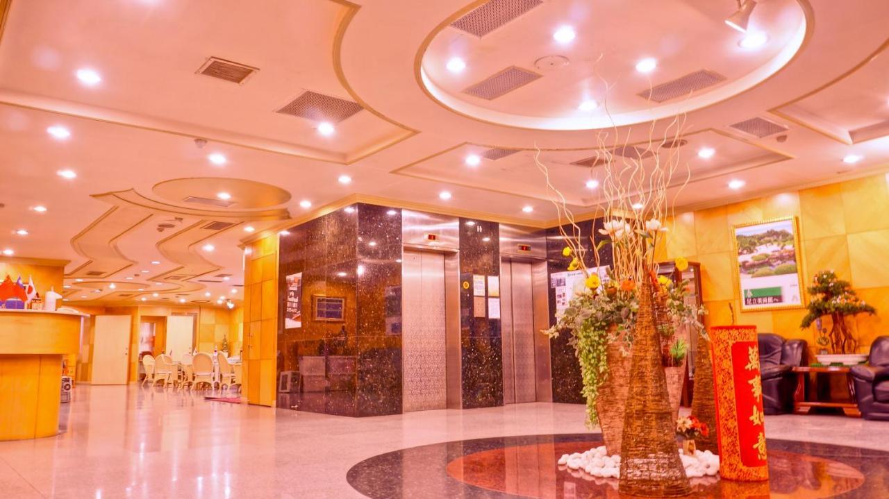 Hwa Du Hotel Tainan Esterno foto
